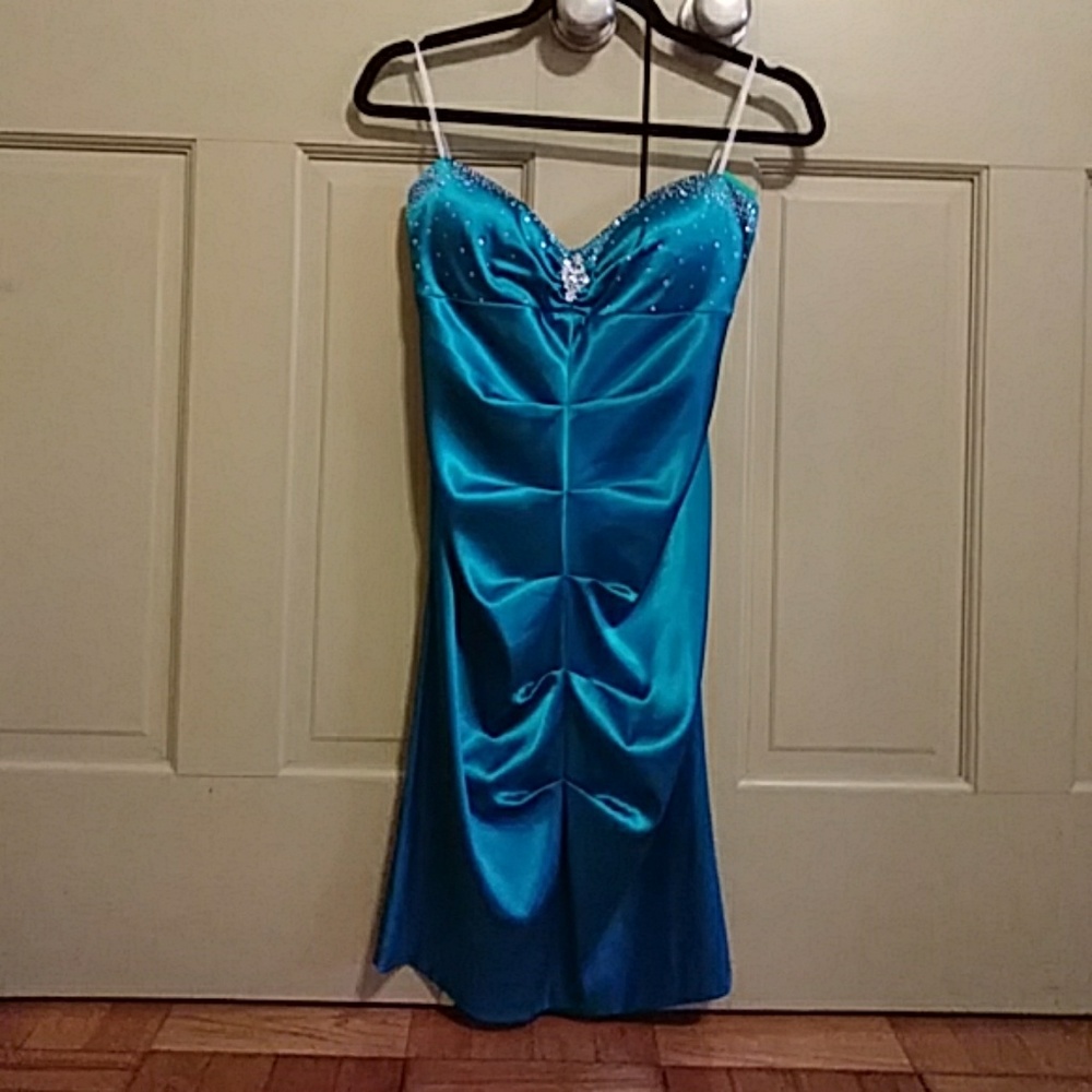 Fancy strapless blue dress
